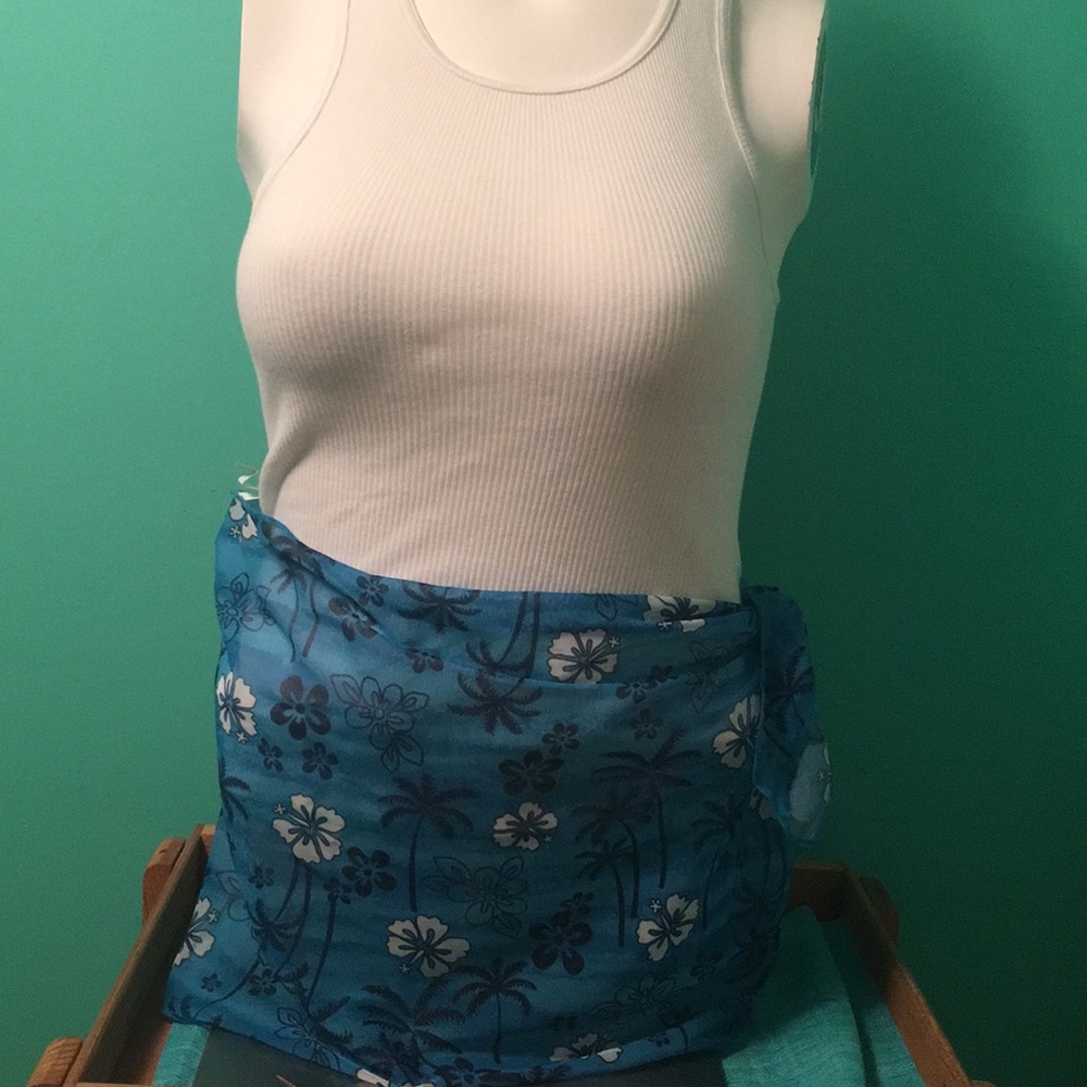Baltex swim sarong coverup - Picture 4 of 4